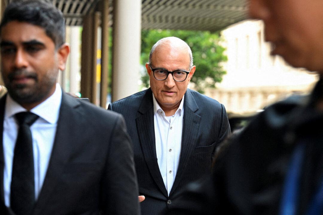 Former Singapore Minister Jailed for Receiving Gifts From F1 Tycoon