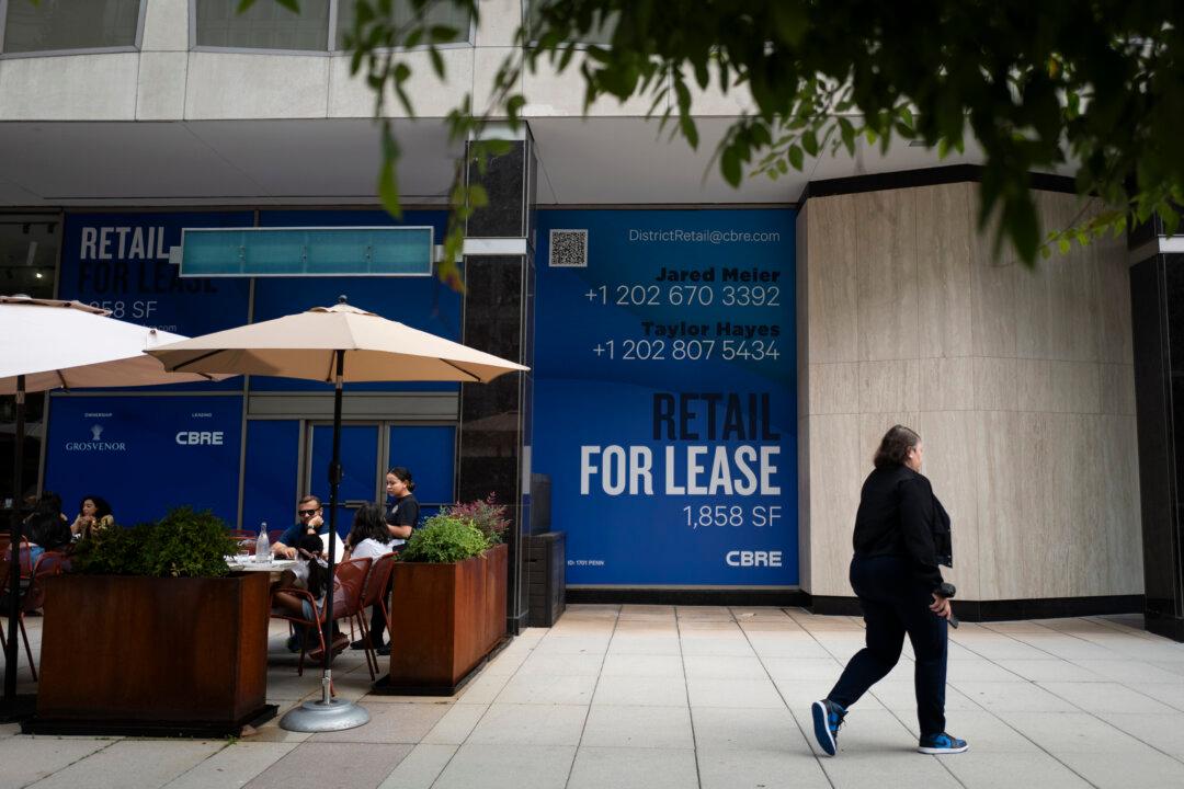 US Retailers Say Good Riddance to 2024