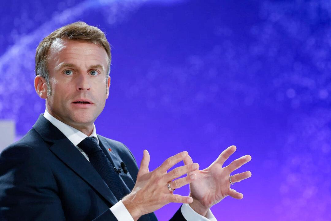Macron Warns EU ‘Could Die’ Within 3 Years Due to Overregulation, Welfare Burden, Underinvestment