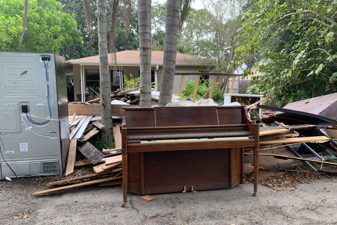 Tampa Bay Cities Complete Debris Removal After Hurricanes Helene, Milton