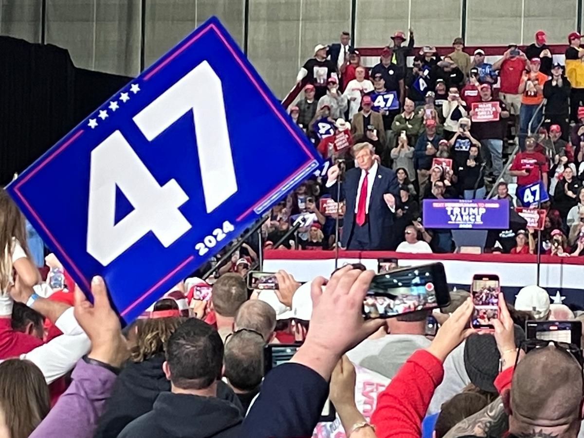 Trump Vows to Restore ‘A Country That Works’ While Campaigning in Pennsylvania