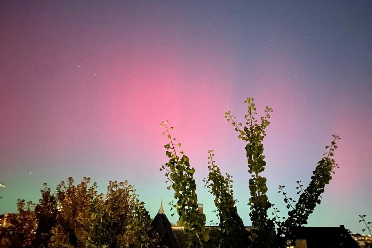 Auroras Illuminate Skies but Geomagnetic Storm Could Hamper Hurricane Recovery Efforts: NOAA