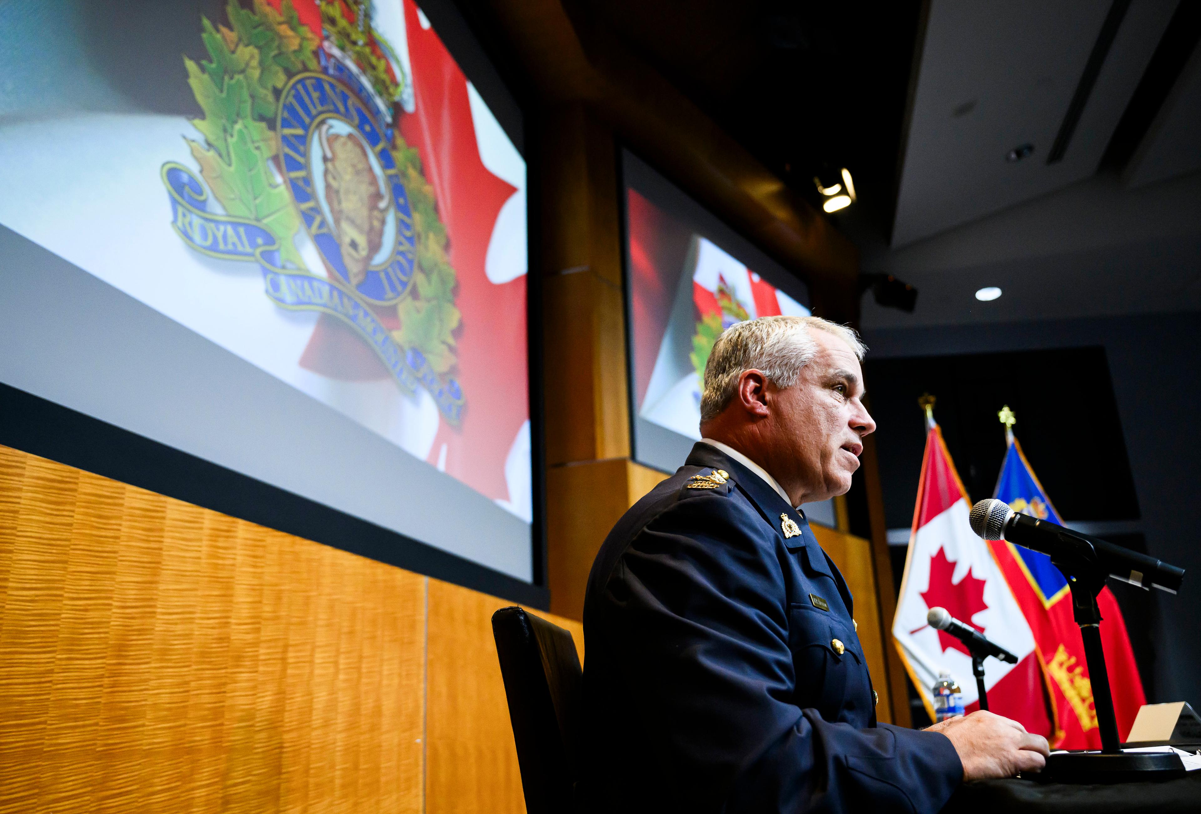 Day in Photos: Escalated Dispute, Investment Summit, and Wildlife Release