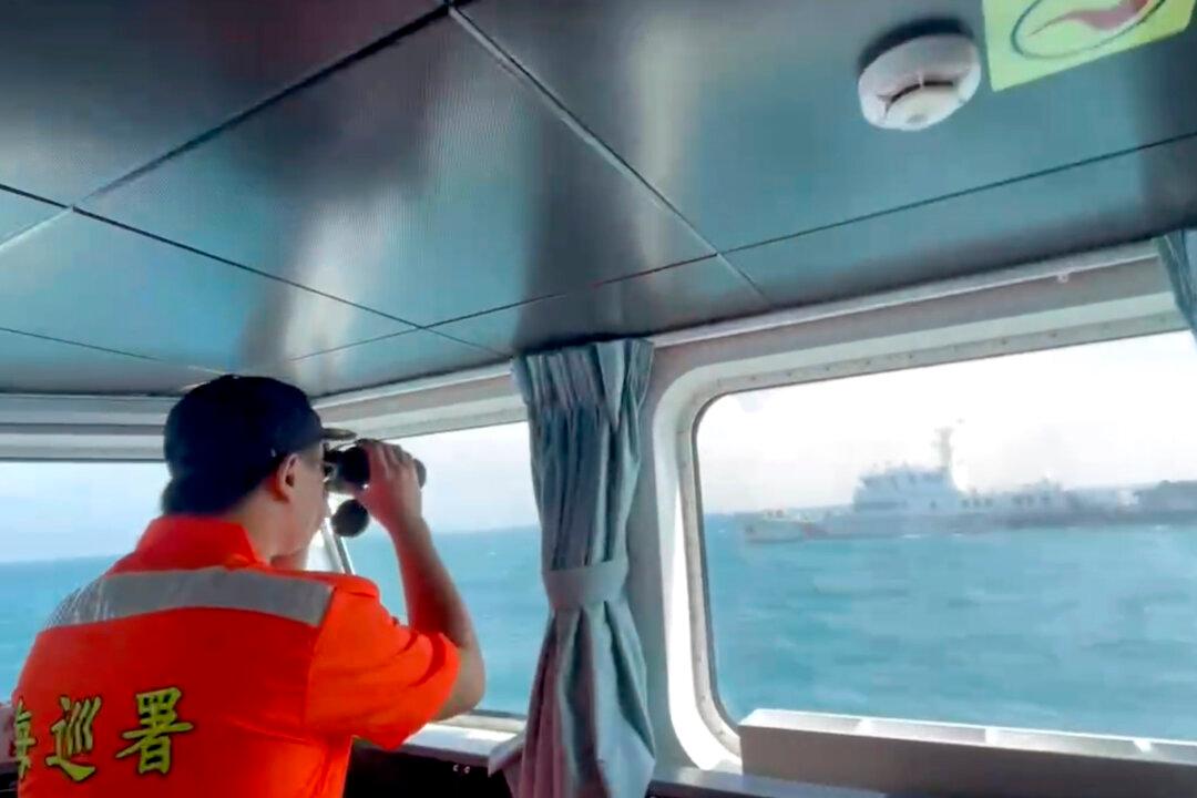 Taiwan Detains Chinese-Linked Ship Suspected of Severing Undersea Cable