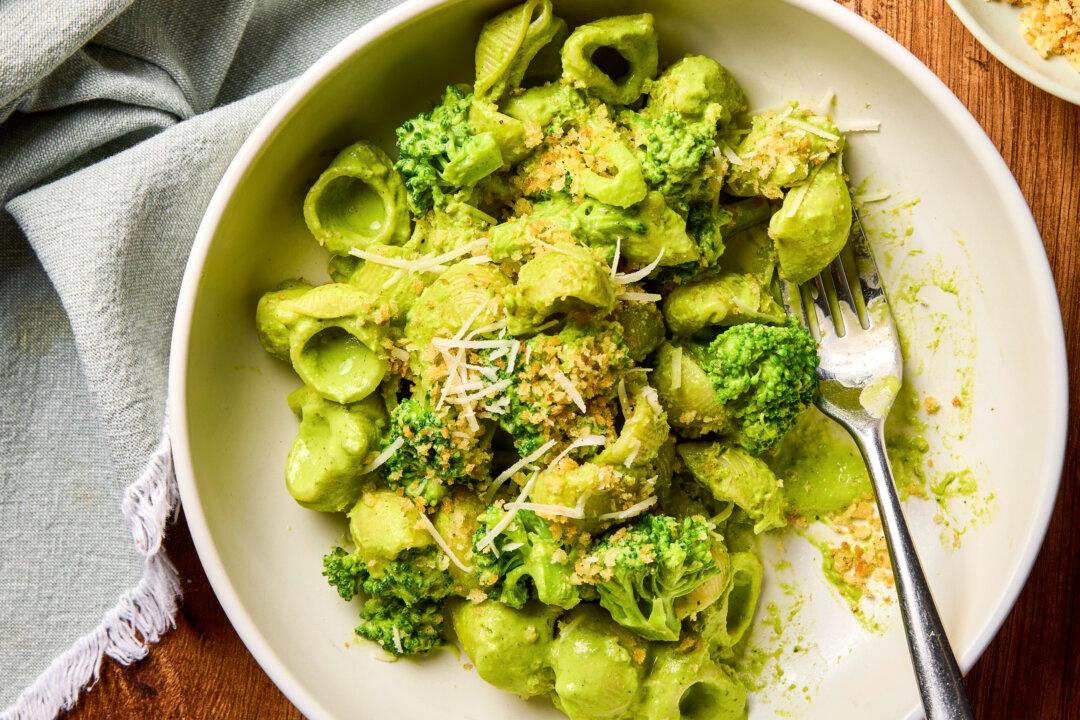 The Most Dependable Vegetable Goes Luxe in This Bread Crumb-Topped Dish