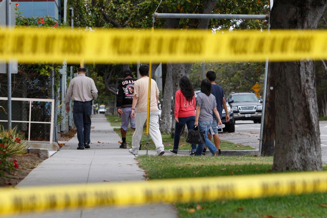 Suspect in Santa Monica College Shooting Dies During Police Standoff
