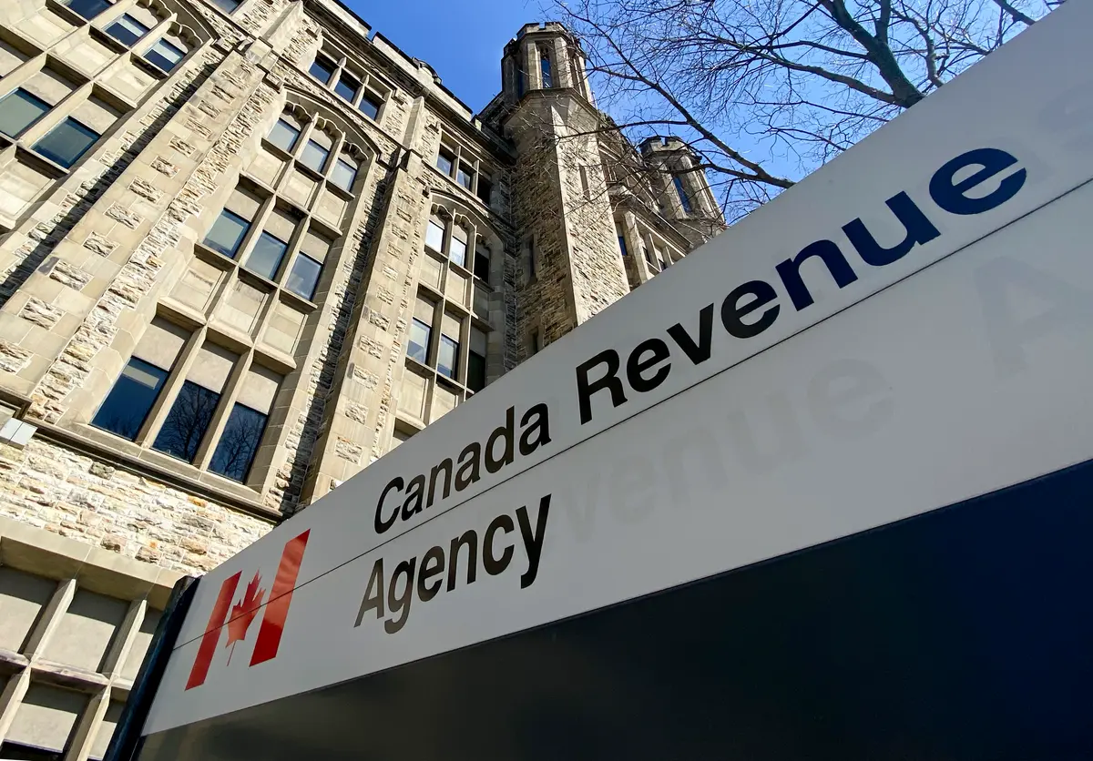 Top 20 Percent of Canadian Earners Pay More Than Half of Nation’s Taxes: Study
