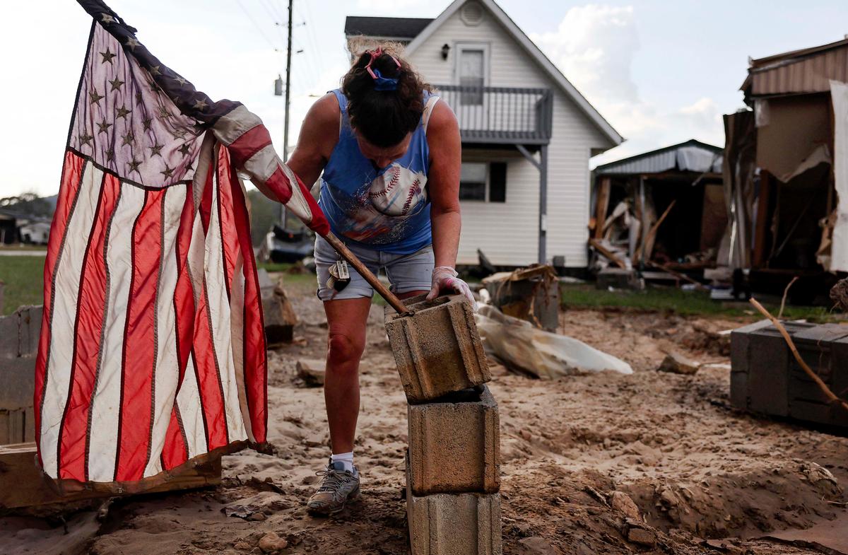 Early In-Person Voting Begins in Helene-Battered North Carolina