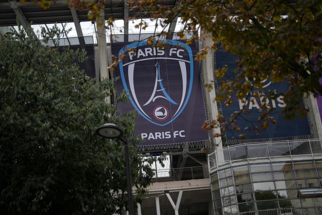 France’s Richest Family Shaking Up Soccer With Planned Purchase of Second-Tier Paris FC