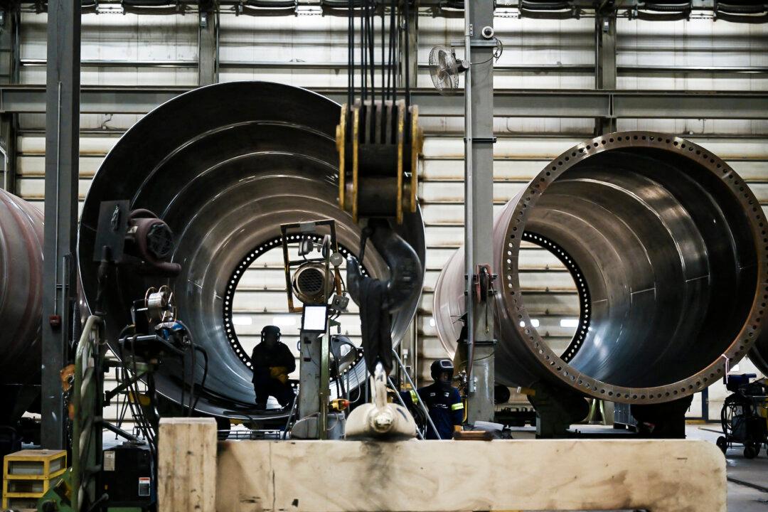 US Factory Orders Slide 1.1 Percent as Economic Uncertainty Clouds Demand