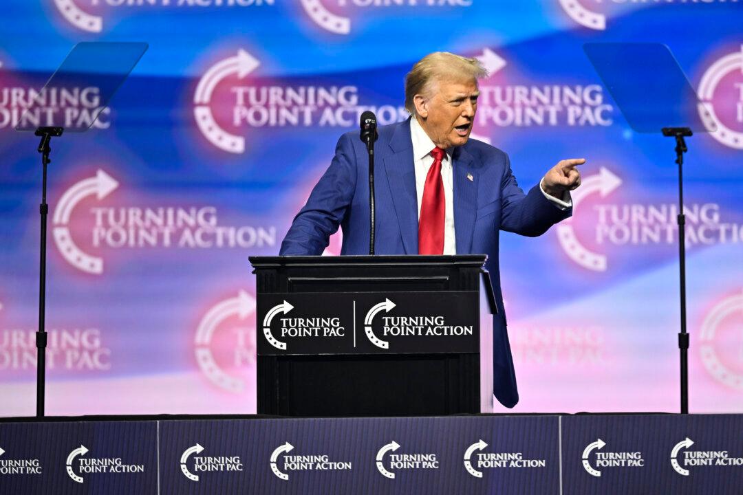 Trump Leads Harris by 2 Percent in New National Poll