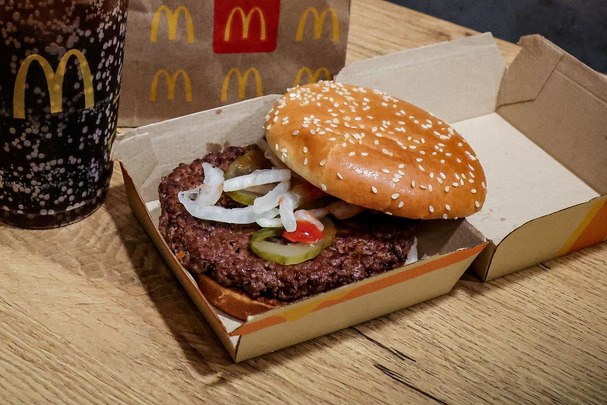E. Coli Outbreak Linked to McDonald’s Quarter Pounders: 90 Cases Now Reported