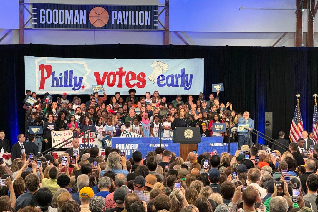 Harris Tells Supporters ‘The Path to Victory’ Runs Through Pennsylvania