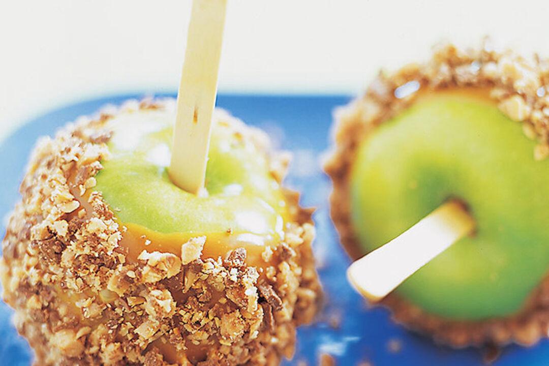 Leftover Halloween Candy Makes a Great Coating for Homemade Caramel Apples