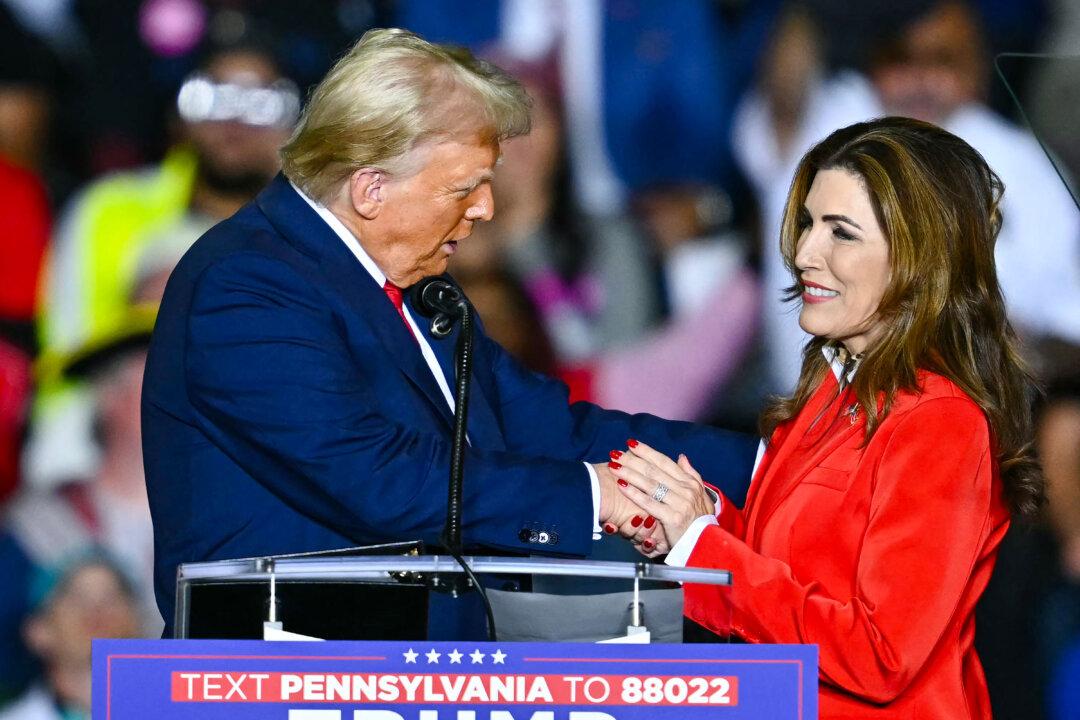 Trump Leans Into Border Security Message in Final Week of Campaign