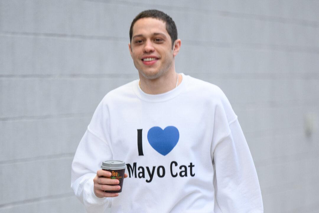 Pete Davidson Is Nearly Tattoo-Free After 3 Years of Removal Procedures