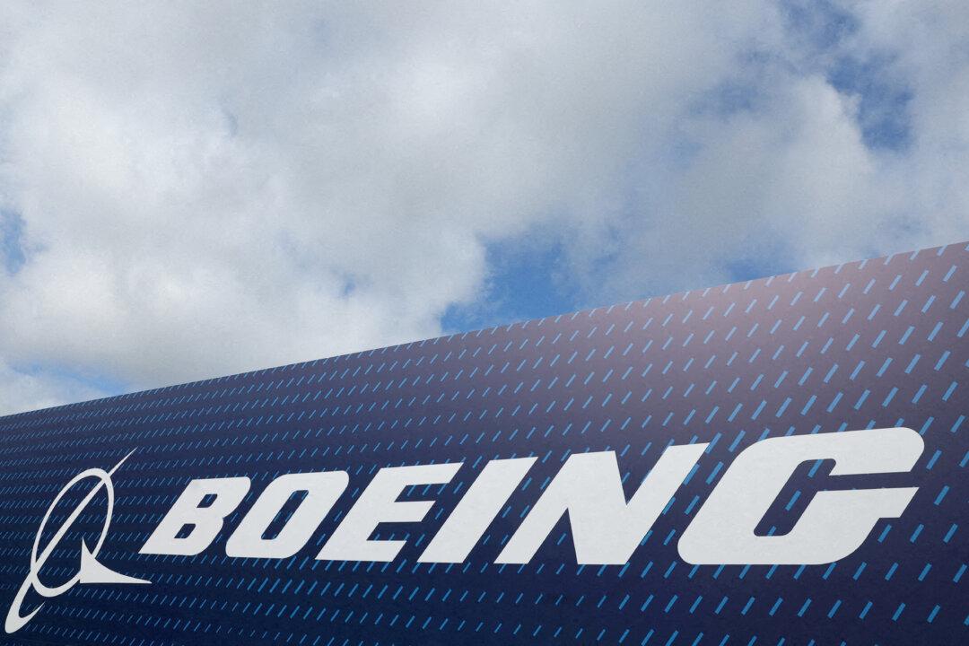 Boeing to Raise Up to $19 Billion to Shore Up Finances, Stave Off Downgrade