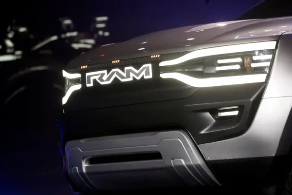 Faulty Instrument‑Panel Display Prompts Recall of 72,500 Ram Trucks