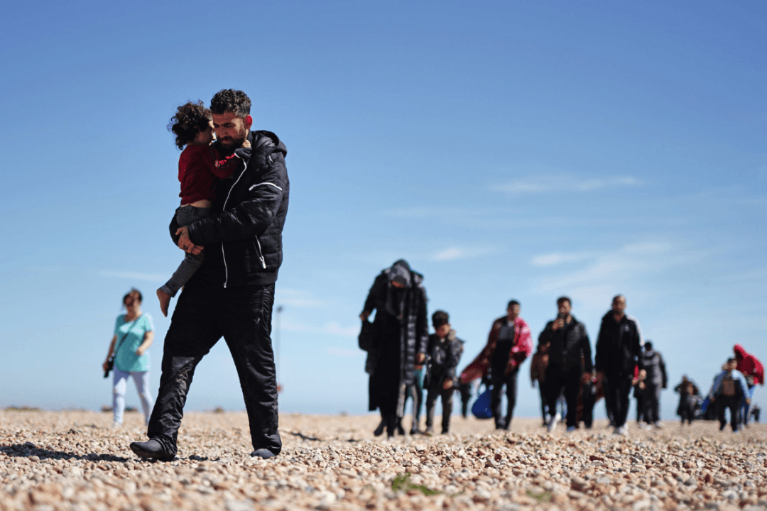 90 Asylum Seeker Children Still Missing, Says Minister