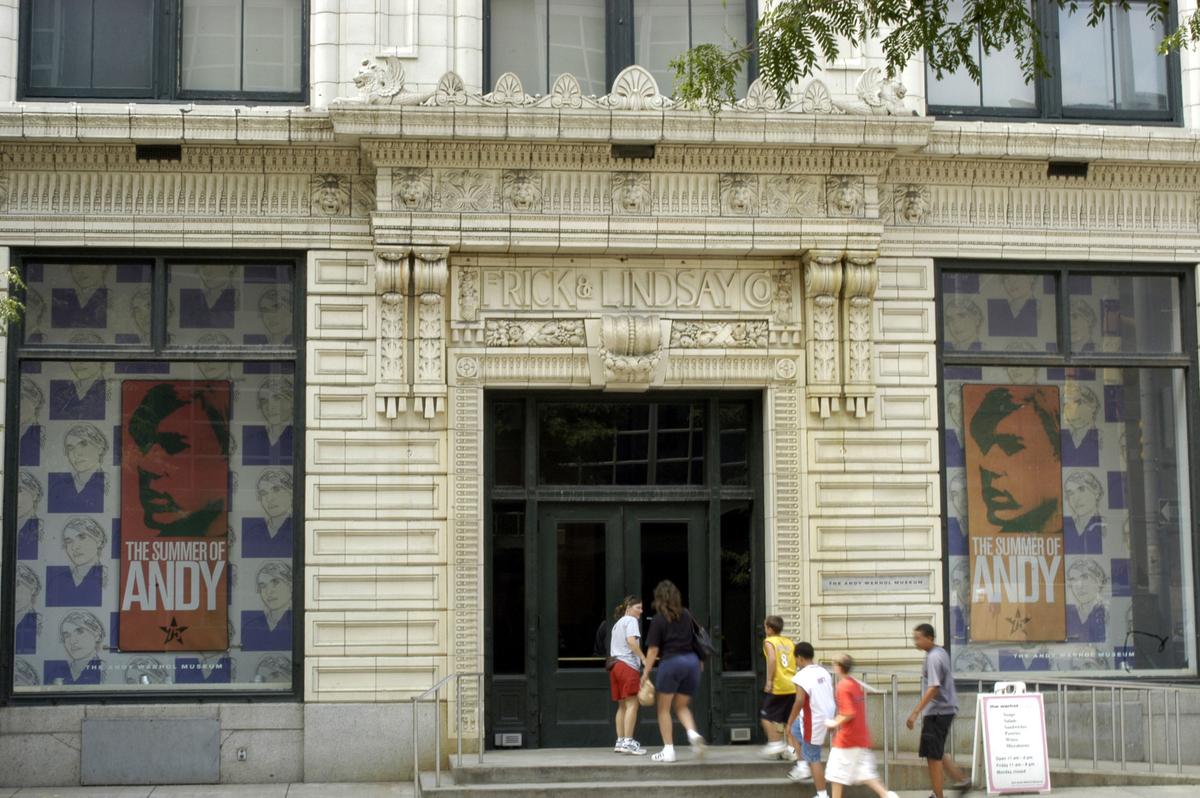 Andy Warhol Prints Damaged During Botched Gallery Heist in Netherlands