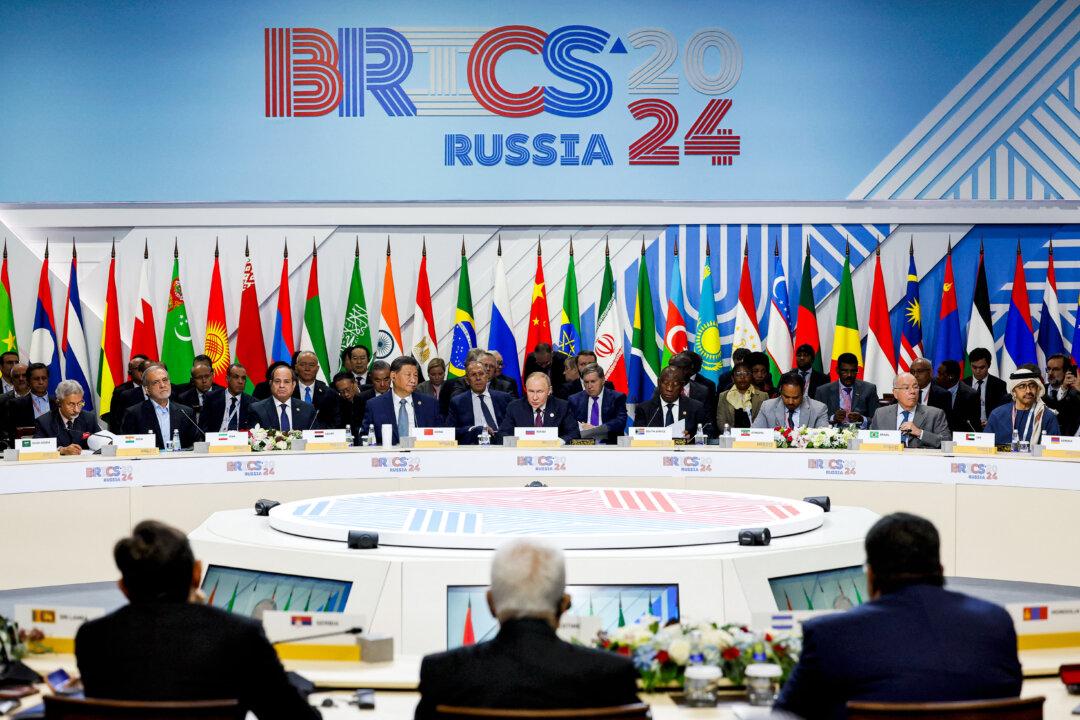 Trump Threatens 100 Percent Tariffs on BRICS Members If They Challenge US Dollar