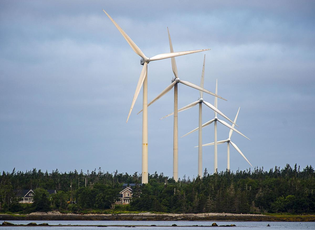 Feds’ Plan to Decarbonize Canada’s Electricity Grid by 2035 ‘Not Feasible’: Think Tank