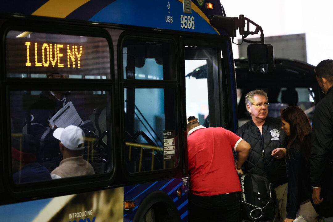 Judge Strikes Down New York City’s Bid to Block Illegal Immigrant Buses From Texas