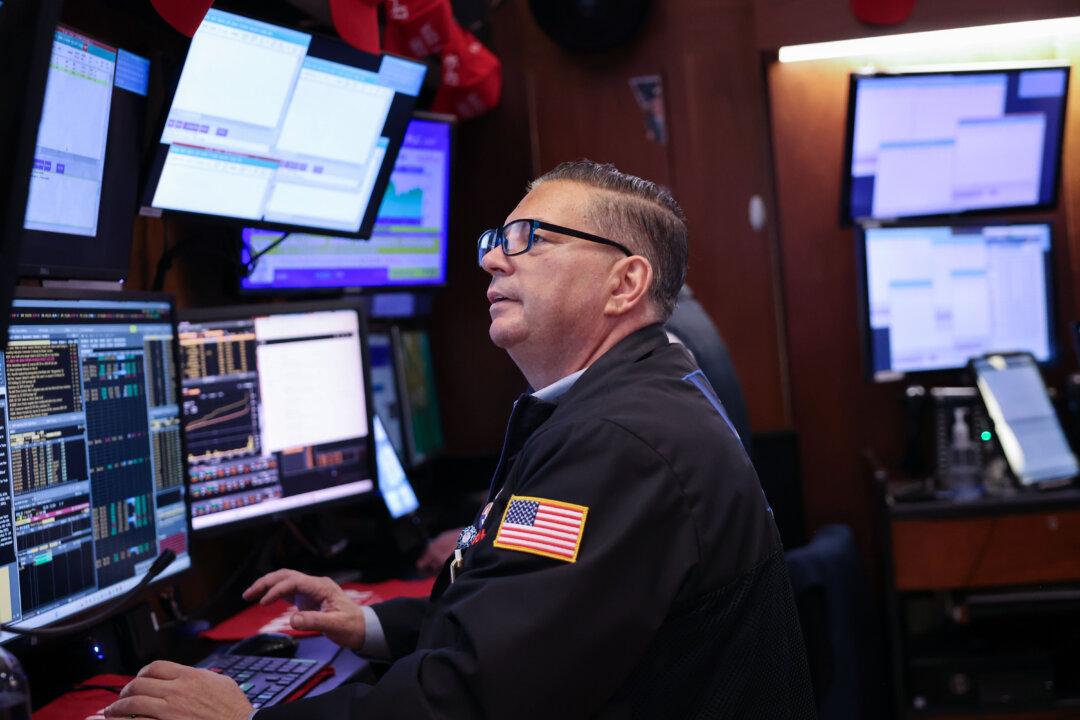 S&P 500 Reports Earnings Growth for 5th Straight Quarter