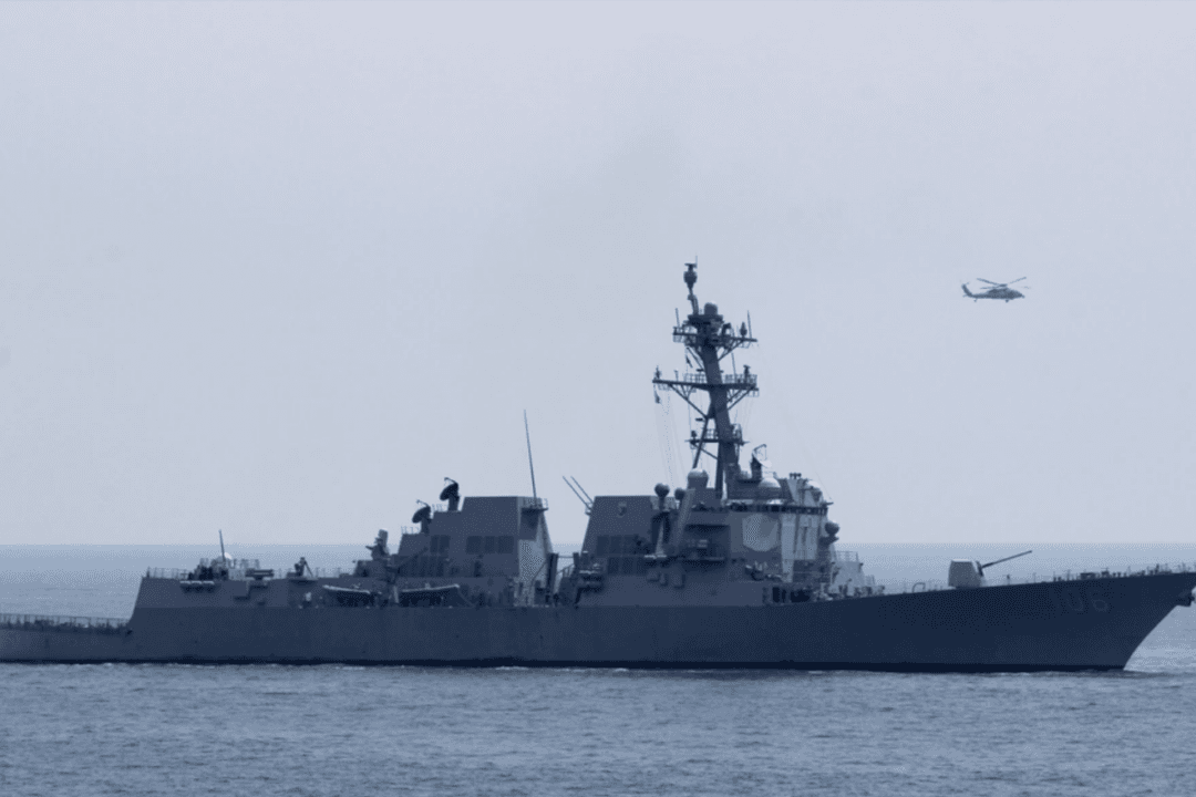 2 US Warships Repel Houthi Drone and Missile Attacks, Pentagon Confirms