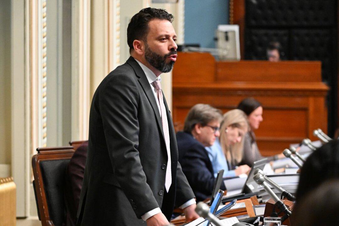 Québec Solidaire Member Faces Rebuke for Saying Fellow Politicians Target Minorities