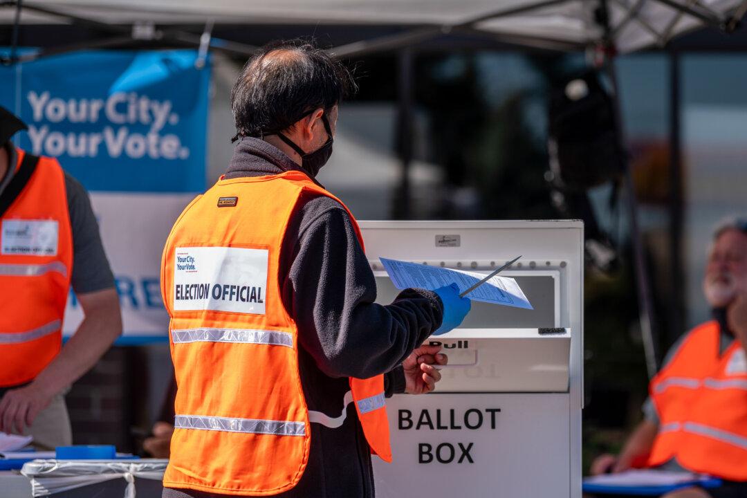 Election Judge Charged After Allegedly Letting Unregistered People Vote