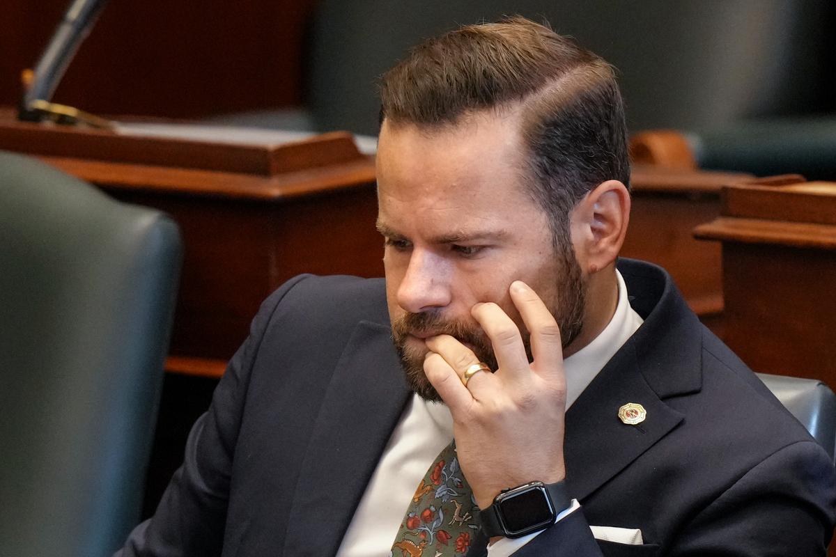 Ontario Government Targeting Immigration Consultant Fraud With Fines, Bans