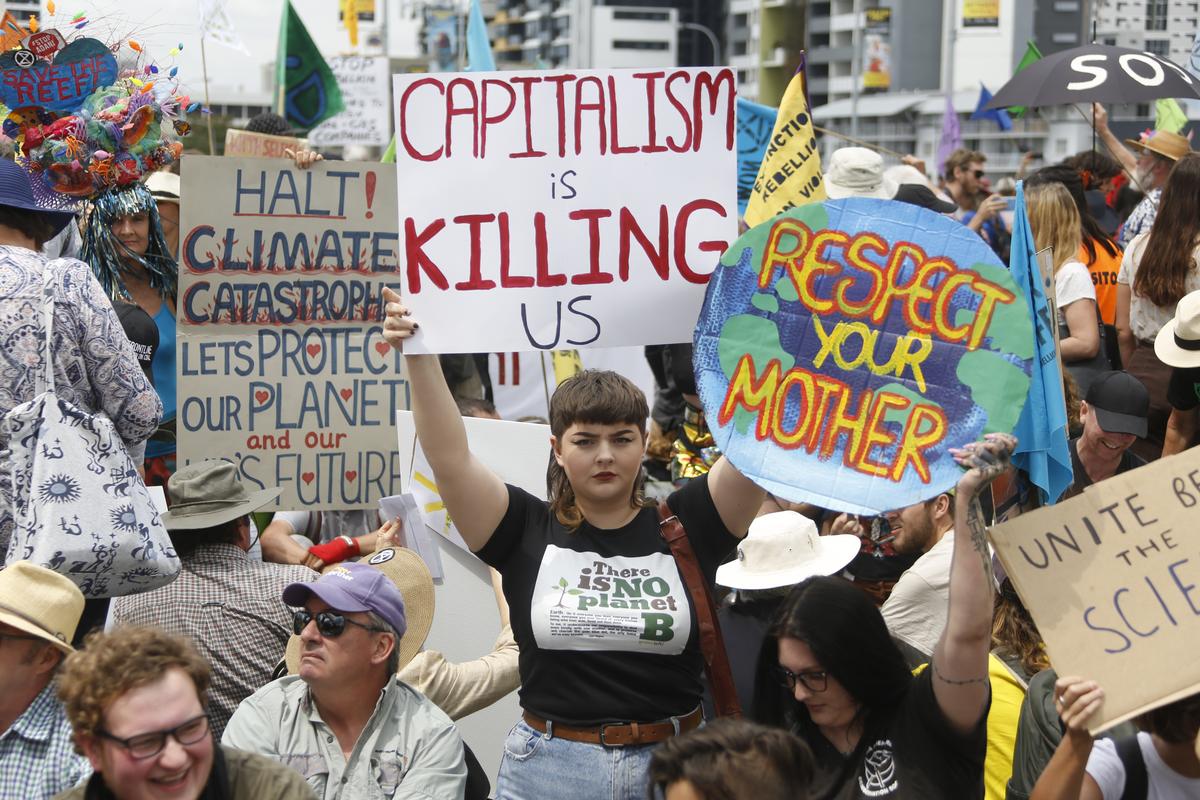The Bestseller ‘Slow Down’ Perpetuates a Major Myth About Capitalism