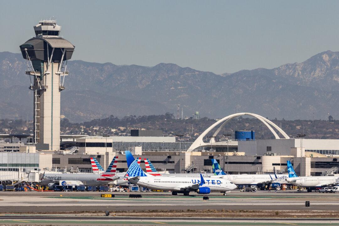 Measles-Infected Passenger Traveled Through LAX, May Have Exposed Others