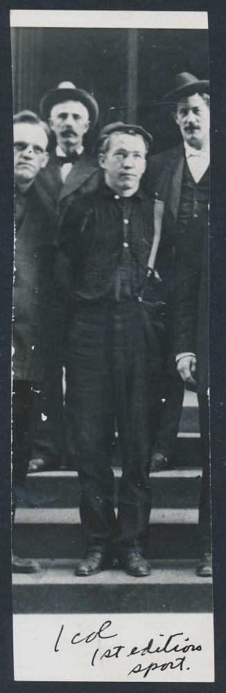 Rockne as a Chicago postal worker, 1906. (Public Domain)
