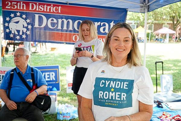 Americans Call for Vigilance Against Communist Infiltration on 20th Anniversary of ‘Nine Commentaries’