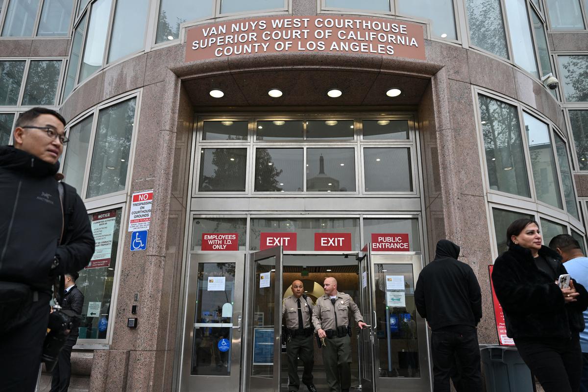 Judge Delays Menendez Brothers’ Possible Resentencing Hearing