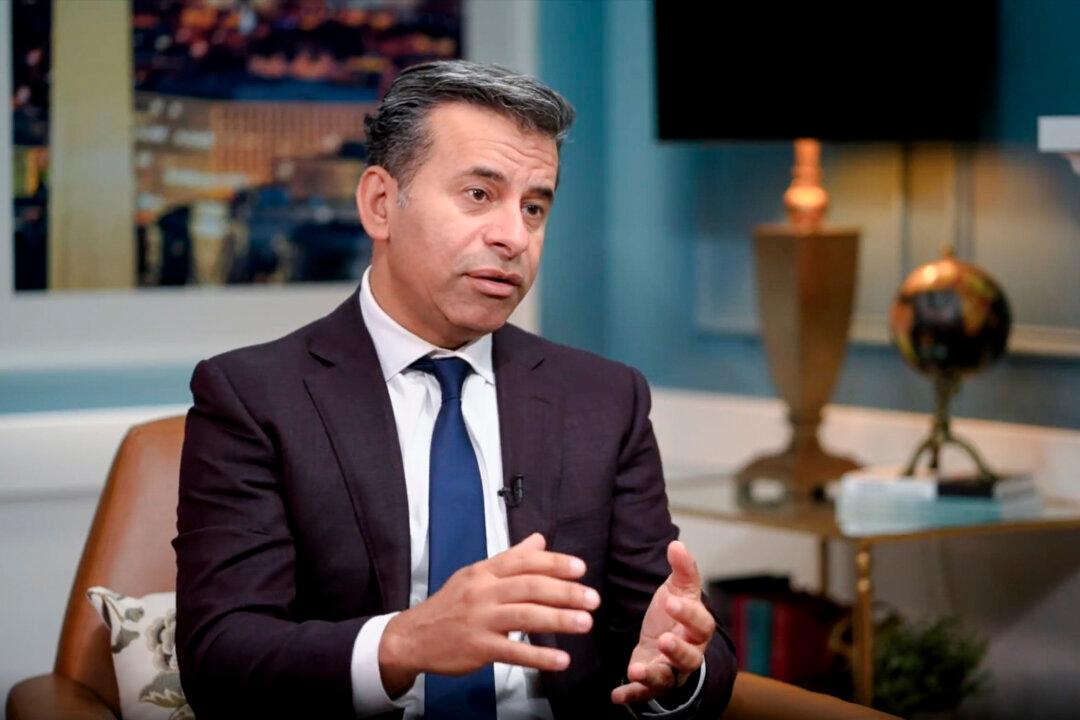 How Trump’s Choice to Lead FDA Aligns With RFK Jr.’s Views on Health and Transparency