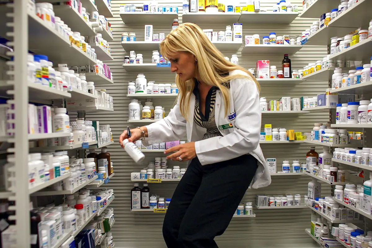 Trump Admin Tests New Medicare Drug Pricing Pilot Programs thumbnail