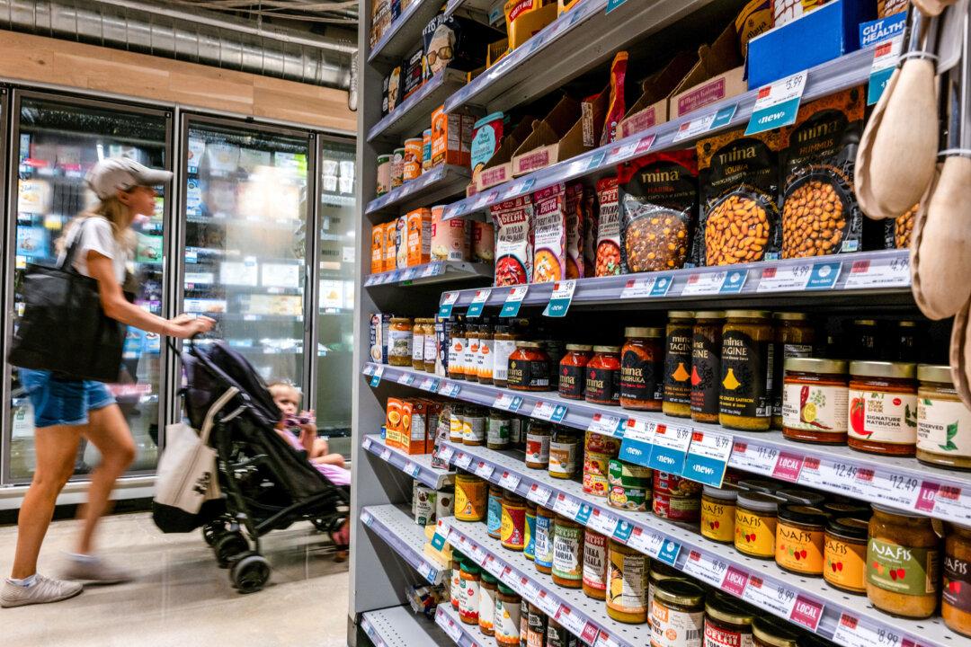 Federal Reserve’s Preferred Inflation Metric Ticks Up as Services Fuel Price Pressures