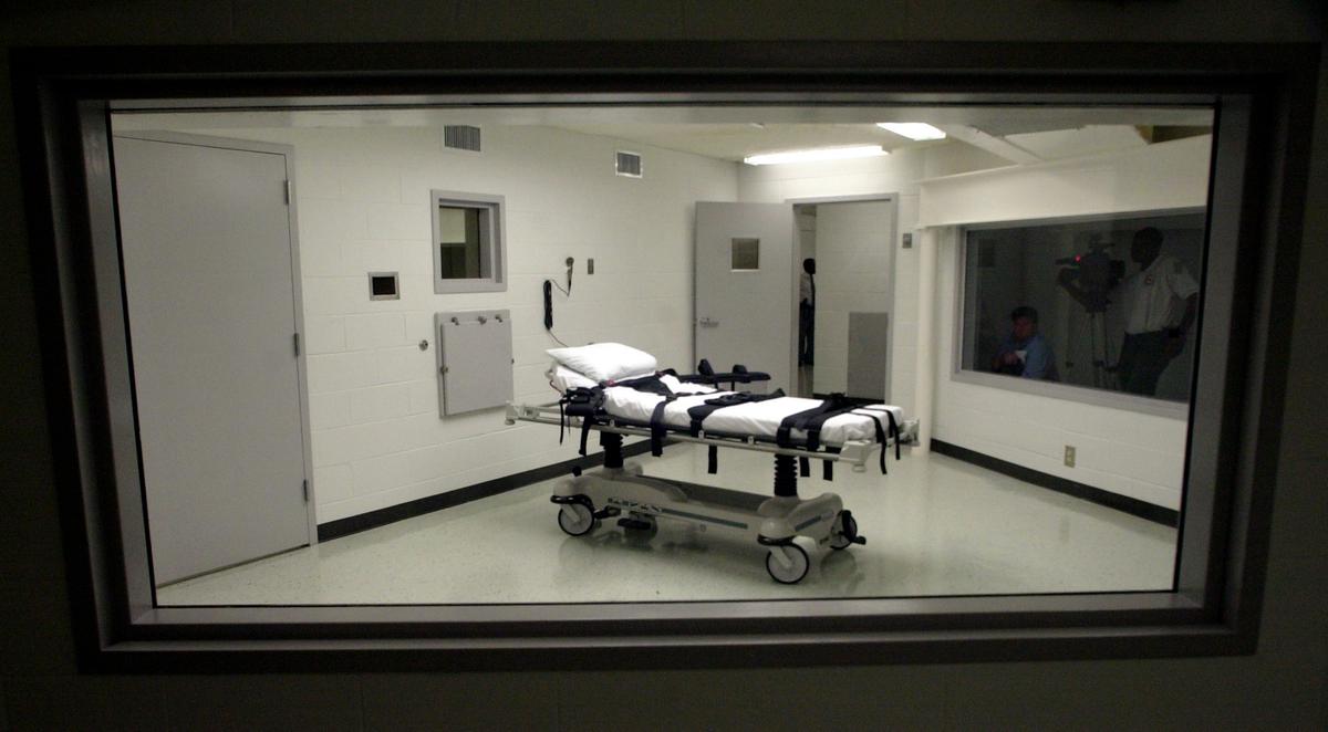 Alabama Advances Bill Extending Death Penalty to Child Rapists