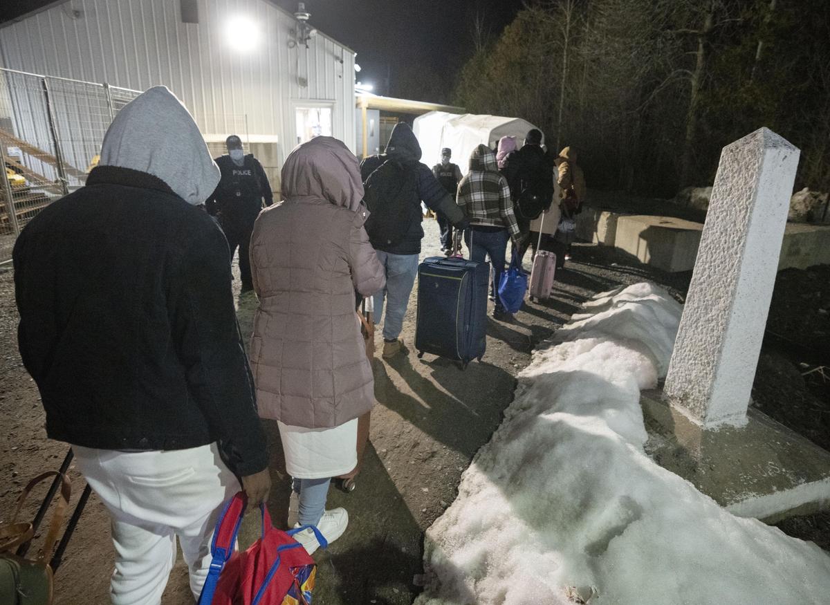 RCMP Looks to Redeploy 25 Percent of Eastern Region Workforce, Including to Border