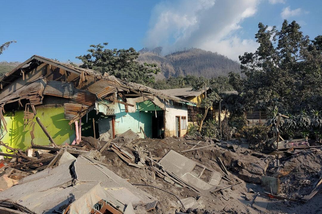 Indonesia to Evacuate 16,000 People After Mount Lewotobi Laki-Laki Eruption