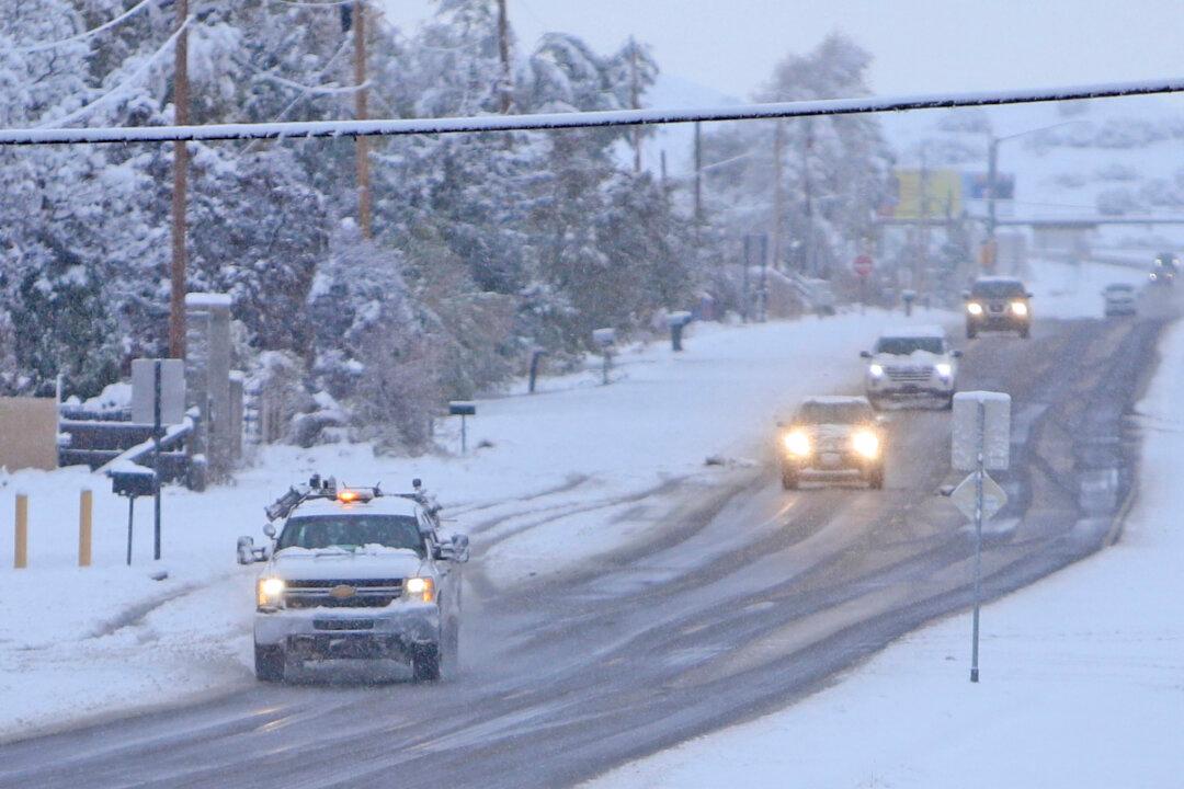 New Mexico Governor Declares Emergency as Western Winter Storm Leaves Thousands Without Power