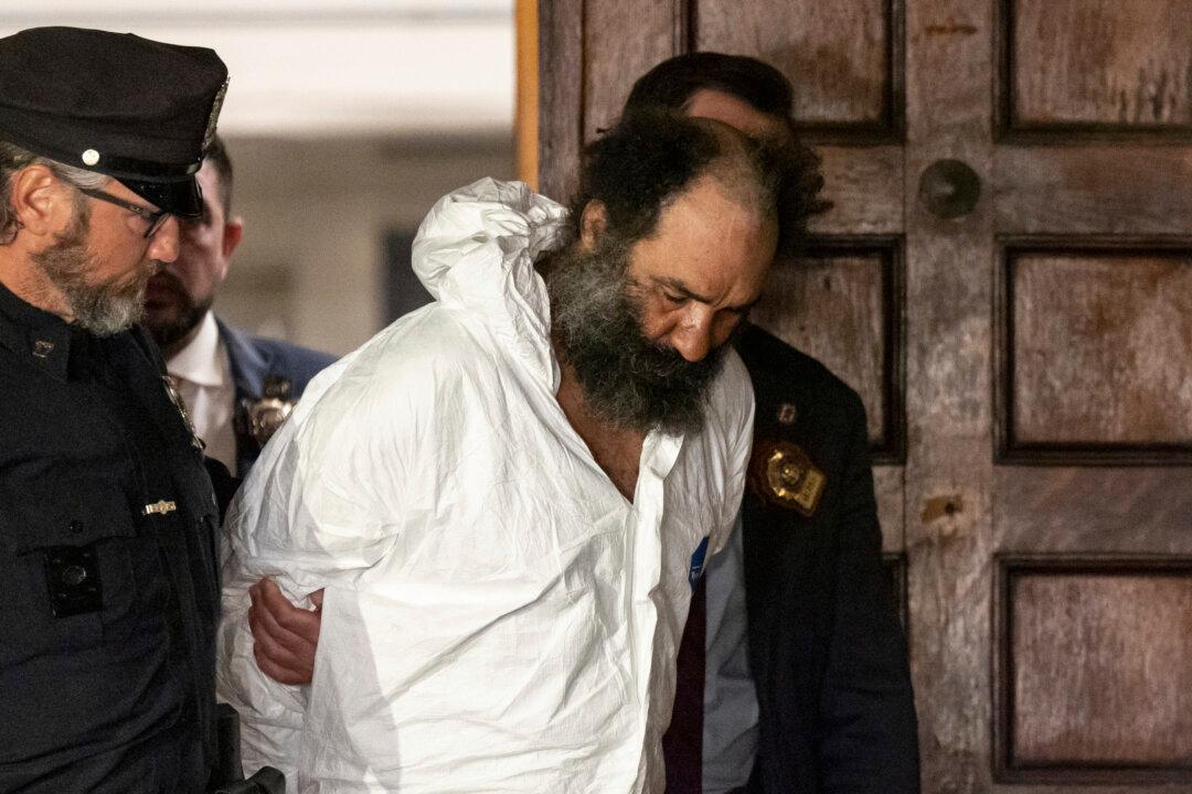 51-Year-Old Man Is Charged With Murder After 3 Are Stabbed in New York City Rampage