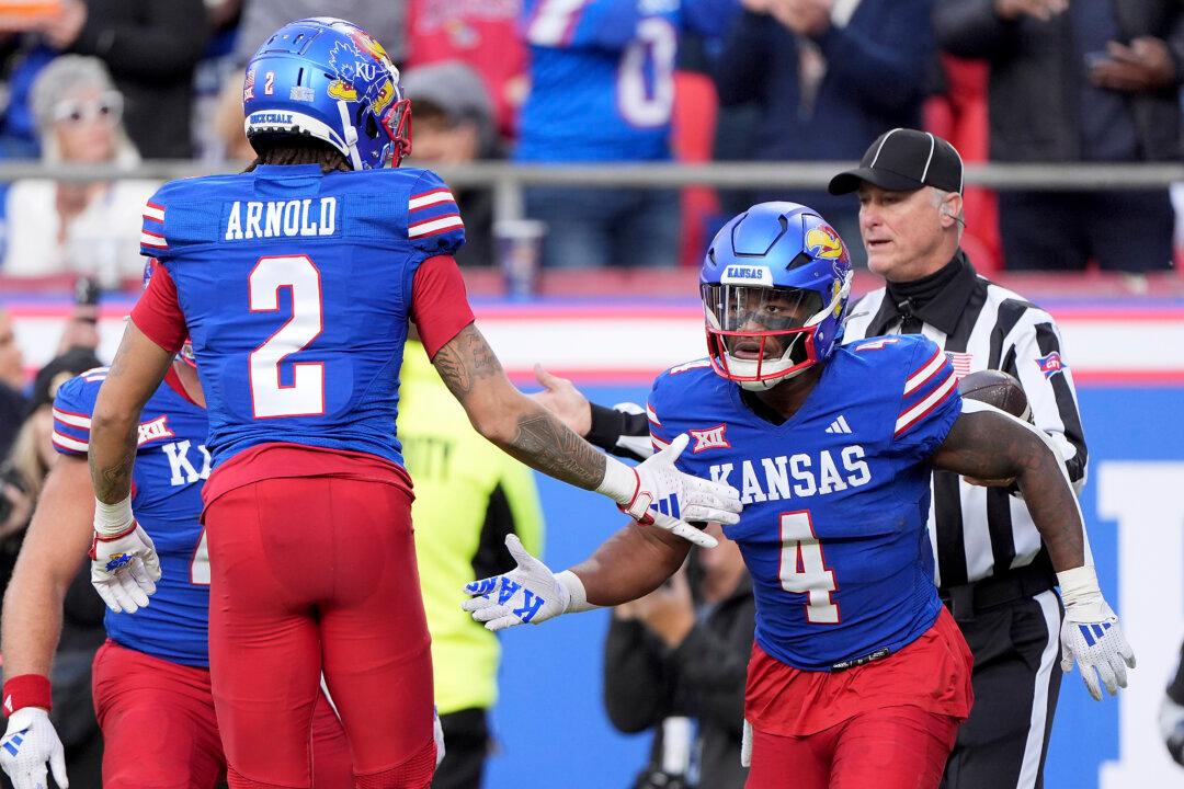 Devin Neal Scores 4 Times, Kansas Beats No. 16 Colorado 37–21 as Buffs’ Big 12 Title Hopes Take Hit