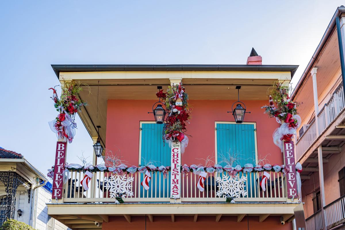 Lights and Decor, Réveillon Meals Make Christmastime Special in New Orleans