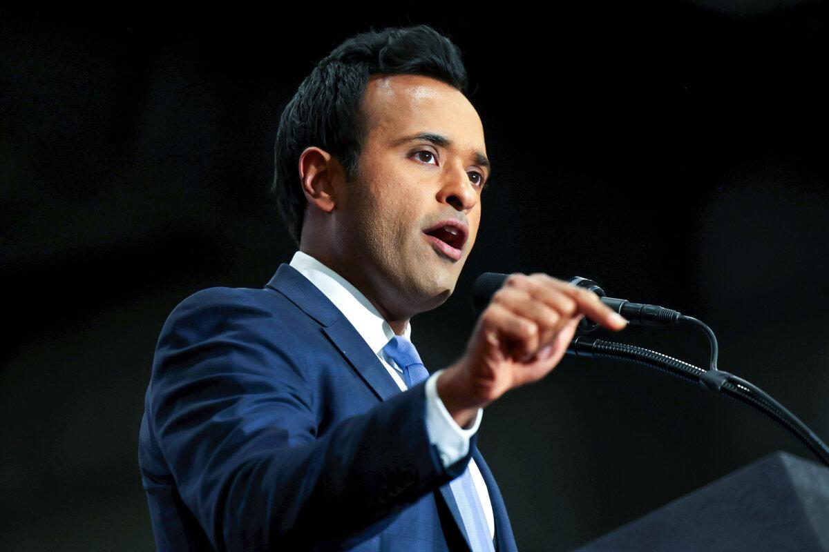 Vivek Ramaswamy speaks during President-elect Donald Trump's campaign rally at Riverfront Sports in Scranton, Pa., on Oct. 9, 2024. (Michael M. Santiago/Getty Images)