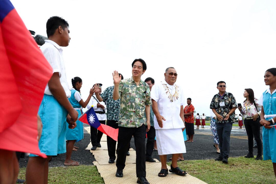 Taiwan President Lai Speaks With Top US Lawmakers Amid CCP Warnings