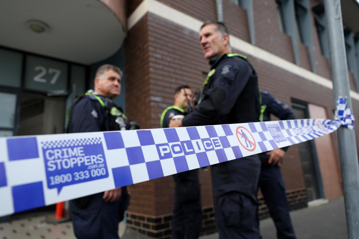 Victoria Bans Face Masks in Protests, Extremist Flags in New Anti-Hate Legislation